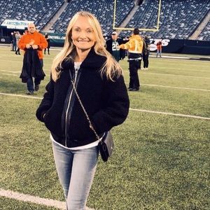 Meet your Posher, Dawn